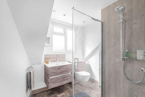 En Suite Shower Room