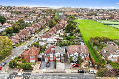 Nevill Avenue 139 FRONT AERIAL HIGH.jpeg