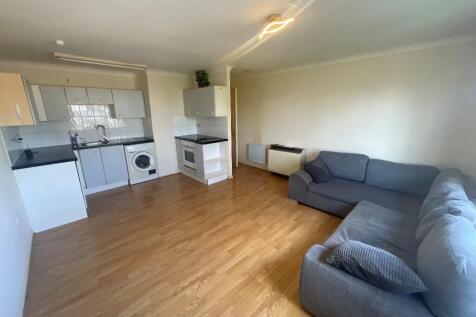 Lounge Kitchen