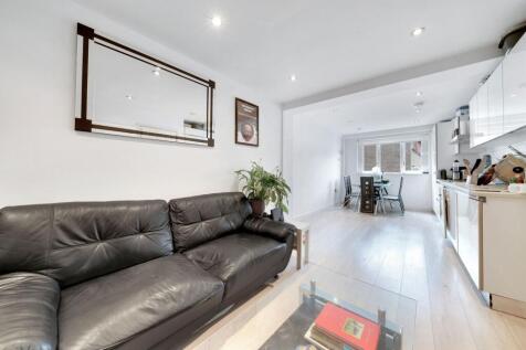 Open-Plan Kitchen/Lounge