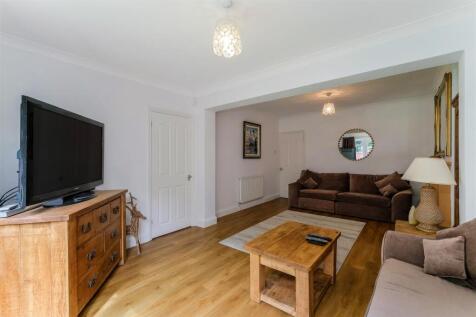 Rosslyn Avenue-11.jpg