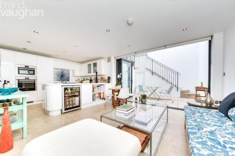 Living/ Dining Room