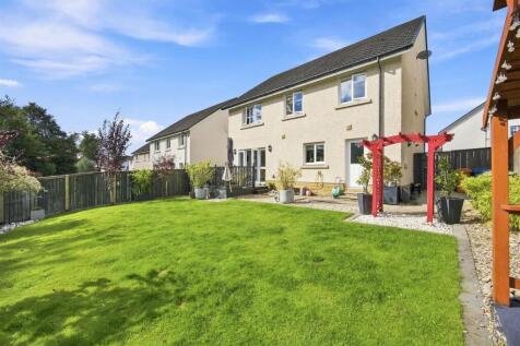 04-66_NINIAN_CRESCENT_LENZIE_004.jpg