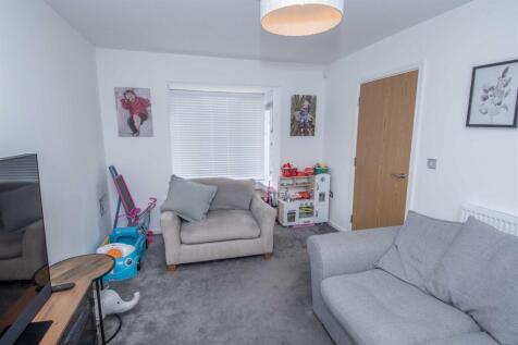 Wellington Court, Deeside photo 4