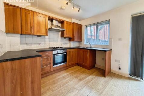 Pontefract Road, Barnsley photo 4