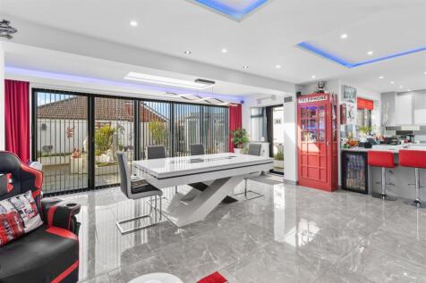 Extended Lounge/Diner