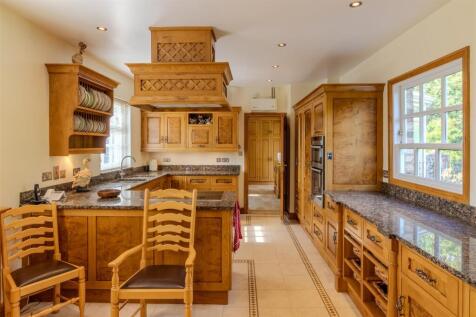 Cliffe House (15 of 36).jpg