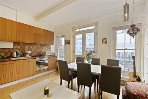 Living Room/Kitchen