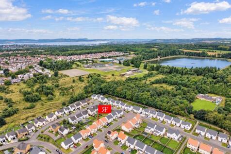 15 Adam Crescent NEW-27.jpg