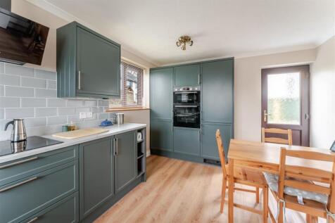 1 The Old Water Gardens, Blagdon, BS40 7S 47.jpg