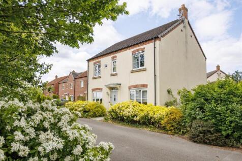 7_Driffield Avenue_21.jpg