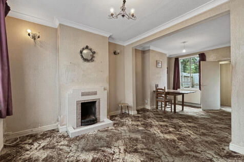 Sitting/Dining Room