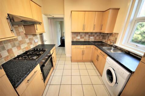 Fitzharris Avenue, Winton, Bournemouth photo 3