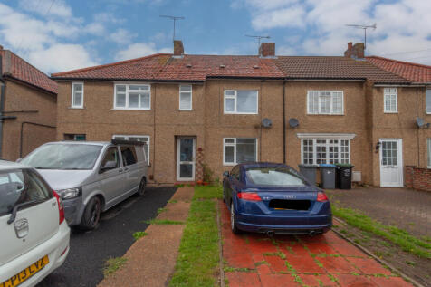 3 Bedroom Terraced for Sale