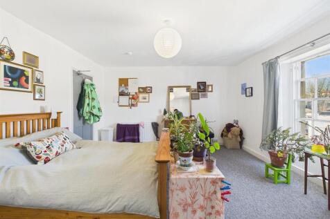 14 - Block of Flats for Auction, Kingsdown, Bristo