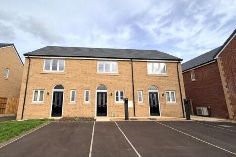 2-bed semi-detached on Wagtail Road, Downham Market, £1,200/mo