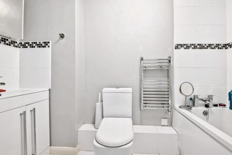Aberdale Court, Garter Way, SE16 photo 4