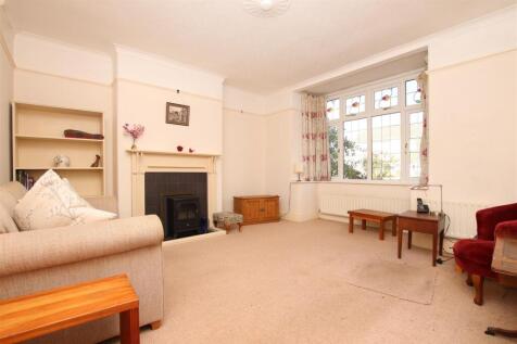 Living Room.JPG
