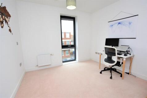 Western Road, London, SW19 photo 5