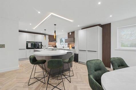 Open Living Kitchen Area_4.jpeg