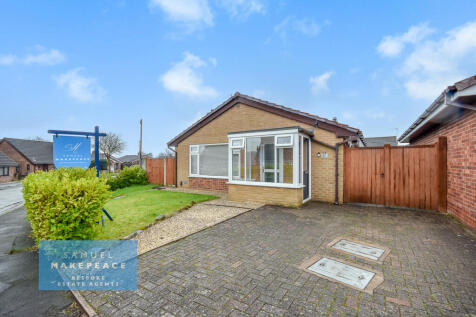 Two Bedroom Detached Bungalow with Stunning Open-