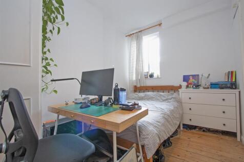 21 Hoyle Road, bedroom 2 updated.jpg