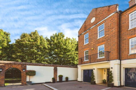 Lyndhurst, SO40 - property photo