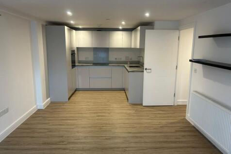 Station Place, Kings Road, Brentwood, Essex photo 5