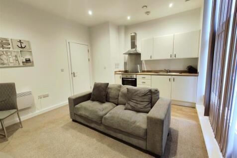 Lounge / kitchewn
