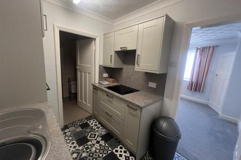 Highfield Crescent, Thorne, Doncaster photo 4