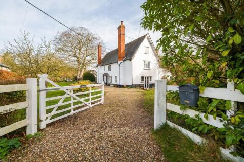 1440px_Amberley -...