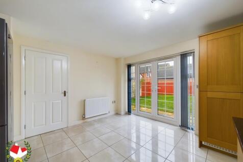 Hunts Grove Drive, Hardwicke photo 3