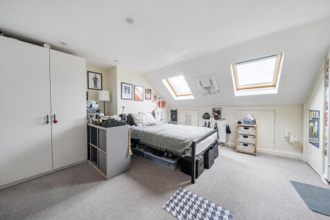 1365759-8-68ee3e1...