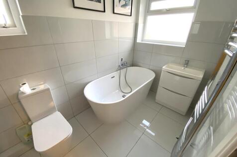 West Town Lane, Brislington, Bristol, Bristol City photo 3