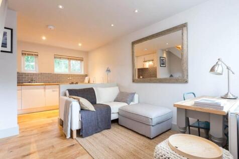 London, N5 - property photo
