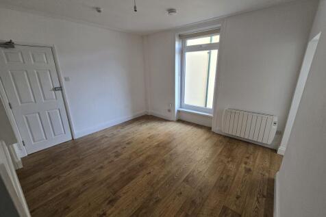Lewis Lane, Abergavenny photo 3