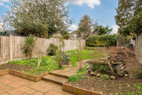 1383939-15-692470...