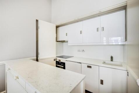 S&amp;P Kensington Lettings Flat B, 15 Cheniston Garde