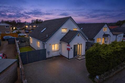 7C Victoria Road Twilight.jpg