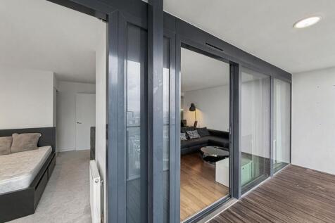 Apartment 2606, Beetham Tower, 301 Deansgate, Manchester, Greater Manchester, M3 4LT