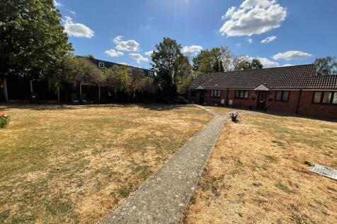 COMMUNAL GARDENS