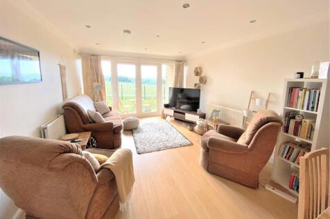 OPEN PLAN Lounge / Dining Room / Kitchen