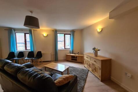 3 Chapel Court