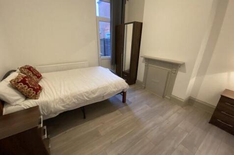 larch-road-nw2-6sg-1051396
