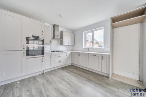 b694f4af5a284bc8a281971a7ba1c630