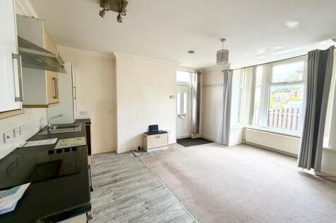 Coal Clough Lane, Burnley photo 3