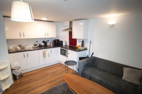 Chapel Hill, Huddersfield, HD1 3EB photo 3