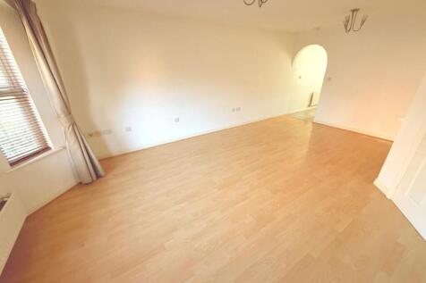 Living room 1.jpg