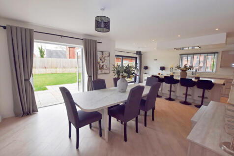 Dining Kitchen 1