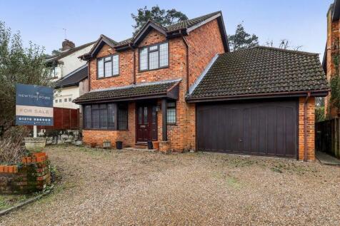 Windlesham, GU20 - property photo